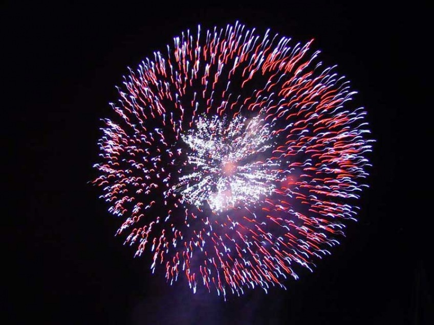 24_slide_fuochi-artificio.jpg